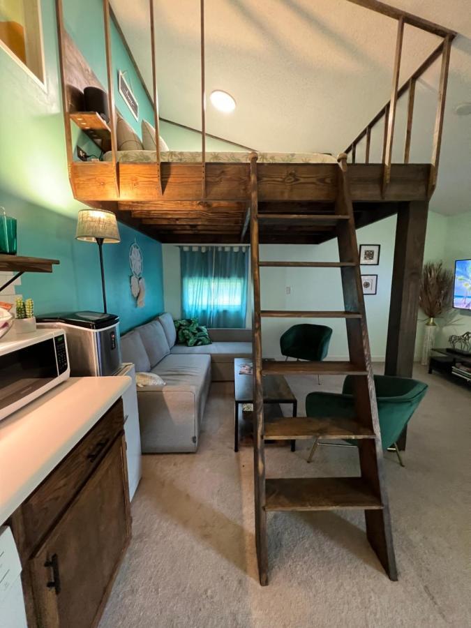 Apartament Cozy Loft With Parking And Private Patio W/ Grill Wilmington Zewnętrze zdjęcie